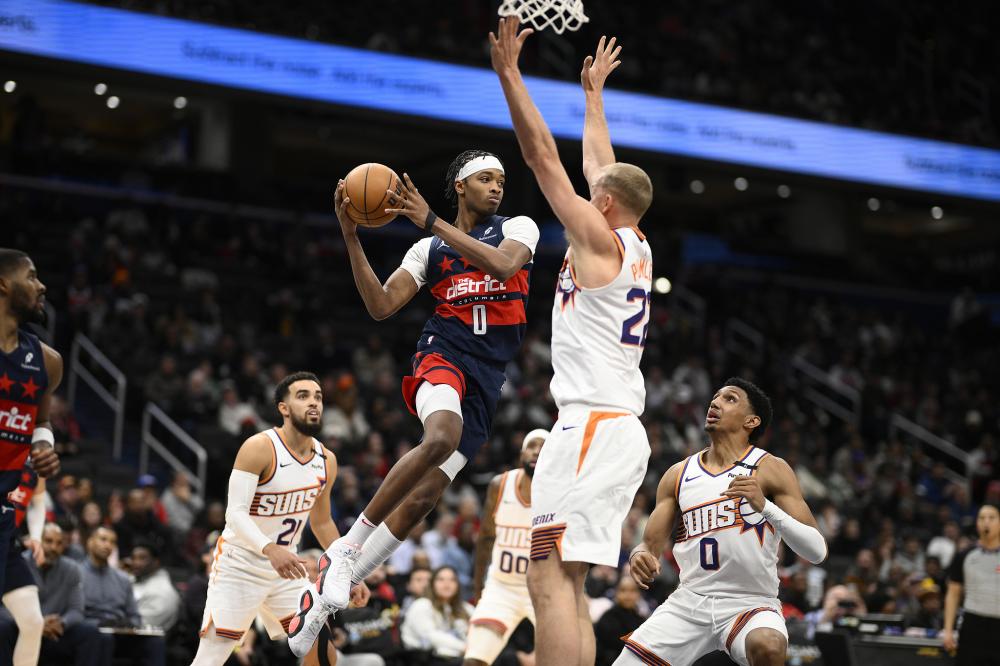 伦纳德的助 伦纳德的助