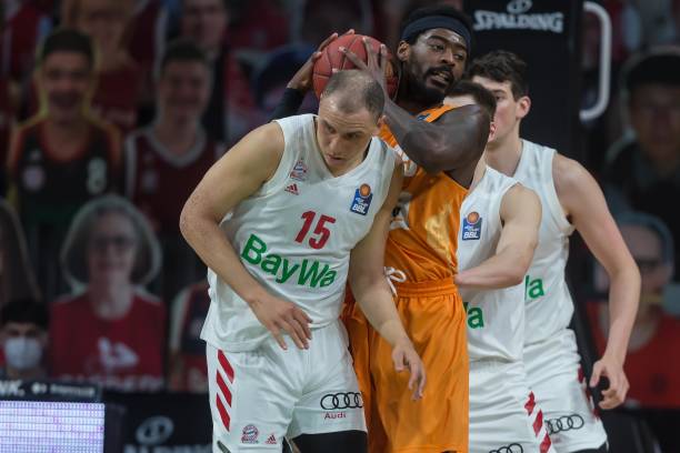 内马尔在镜 内马尔在镜