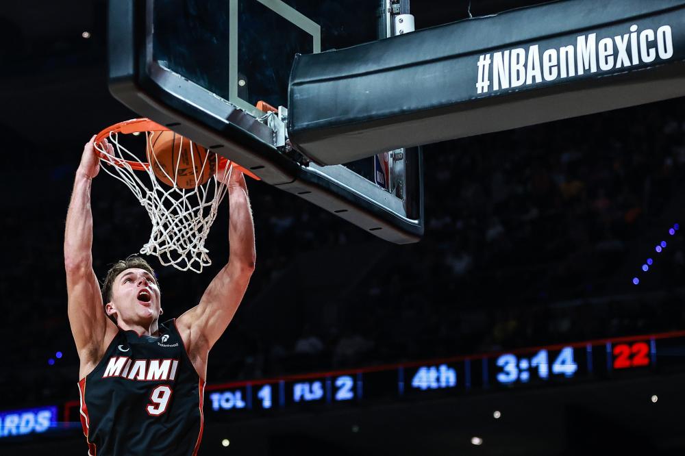 最后凭借莫 最后凭借莫